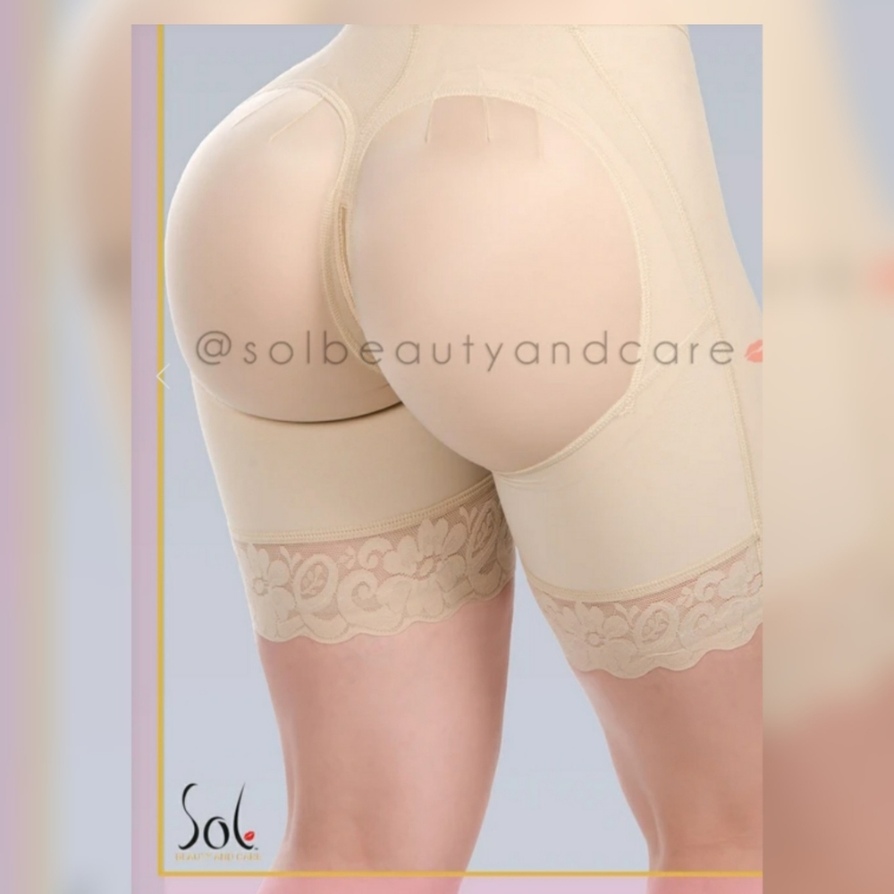 High Waisted Short Short Talle Alto